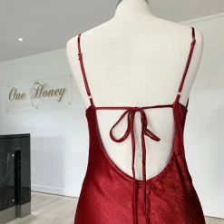 NEW ARRIVALS Honey Couture EVELYN Burgundy Silky Slip Formal Dress