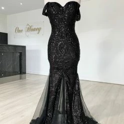 Honey Couture KIMBERLEY Black Sequin Off Shoulder Formal Dress NEW ARRIVALS