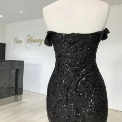 Honey Couture KIMBERLEY Black Sequin Off Shoulder Formal Dress NEW ARRIVALS