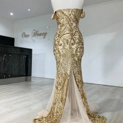 Honey Couture KIMBERLEY Gold Sequin Off Shoulder Formal Dress