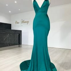Honey Couture MILEE Emerald Green Low Back Mermaid Evening Gown Dress