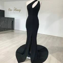 Honey Couture LAYLAH Black One Shoulder Mermaid Formal Dress