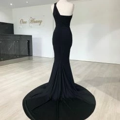 Honey Couture LAYLAH Black One Shoulder Mermaid Formal Dress