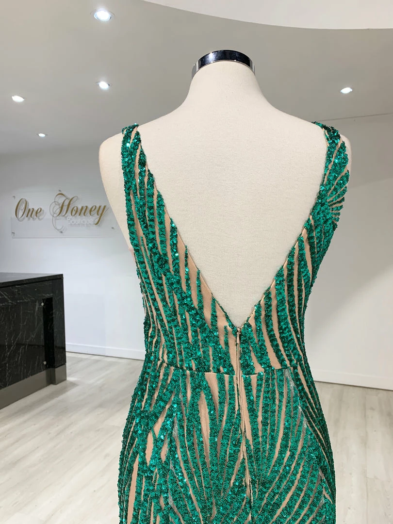 One Honey Boutique Honey Couture YASMIN Emerald Green Sequin Formal Gown NEW ARRIVALS 10 One Honey Boutique Honey Couture YASMIN Emerald Green Sequin Formal Gown NEW ARRIVALS