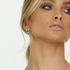 Honey Couture BECKY White Off Shoulder Bustier Bandage Dress