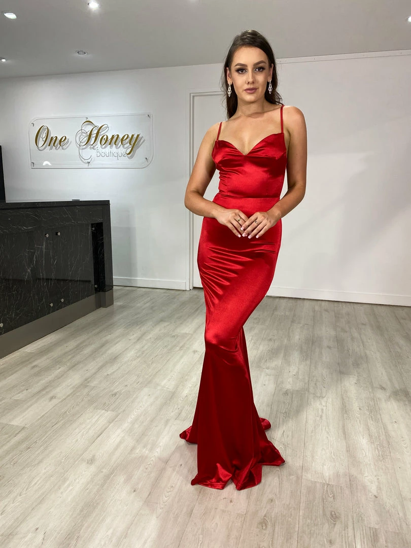 Honey Couture DANA Red Bum Ruching Cut Out Back Formal Dress NEW ARRIVALS 6 Honey Couture DANA Red Bum Ruching Cut Out Back Formal Dress NEW ARRIVALS