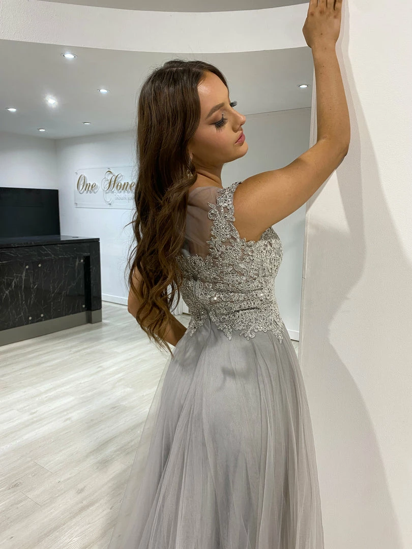 Honey Couture MADDIE Silver Tulle Lace Bodice Formal Dress 6 Honey Couture MADDIE Silver Tulle Lace Bodice Formal Dress