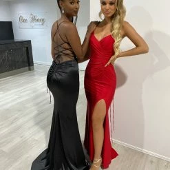 Honey Couture JALI Black Lace Back Silky Bum Ruching Formal Dress