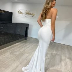 NEW ARRIVALS Honey Couture NARDIA White Feather Strapless Mermaid Evening Gown Dress