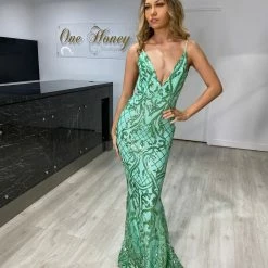 NEW ARRIVALS Honey Couture TRISTIN Green Sequin Low Back Formal Dress